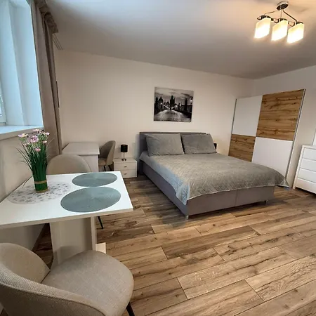 Aparthotel Praha شقة براغ