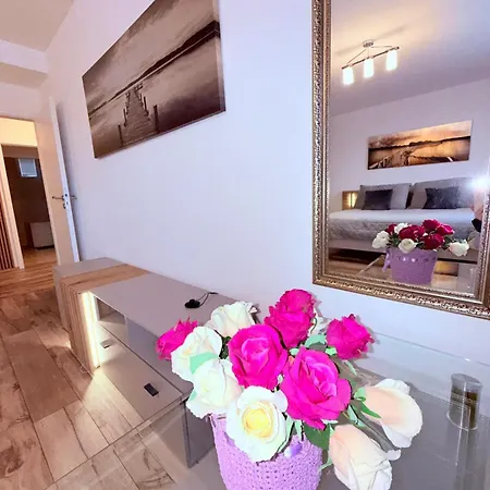 شقة Aparthotel Praha 3*