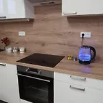Apartment Aparthotel Praha 4*