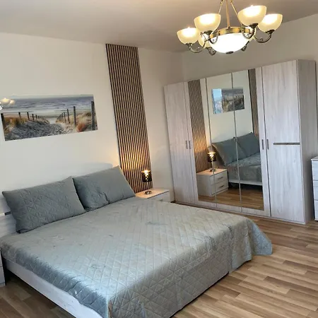شقة Aparthotel Praha 4*